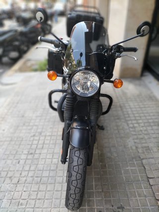 Triumph Bonneville T120 BLACK
