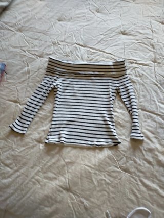 Camiseta escote barco rayas manga larga
