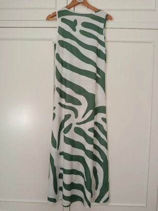 Vestido largo estampado cebra verde y blanco