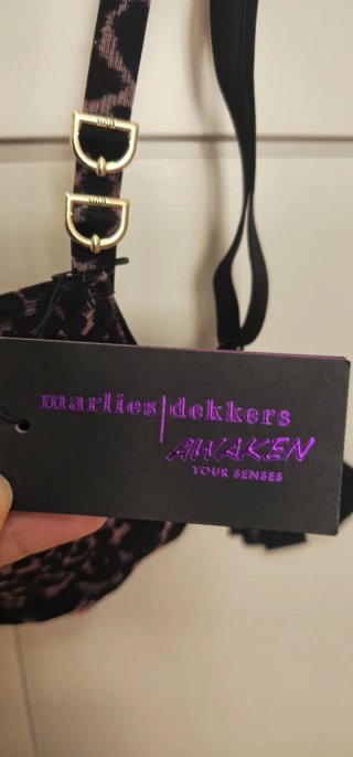 Conjunto sujetador y tanga Marlies Dekkers