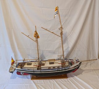 Maqueta barco Quetx Ciutat de Badalona
