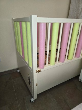 CUNA BEBE CALIDAD EXCELENTE!!! 90 EUROS!!!!