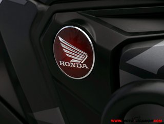 HONDA CRF 1100 AFRICA TWIN DCT