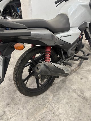 Honda CB125F DESPIEZE