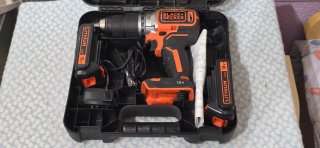 Taladro Percutor Black+Decker 18V Brushless