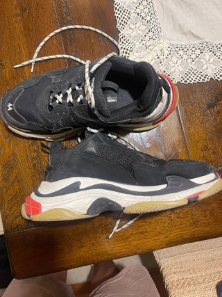 Balenciaga Triple S originales Negras y Rojas