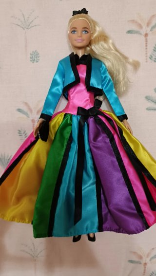 Barbie Fashionistas Muñeca