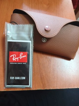 Fundas gafas Vogue y Ray-Ban