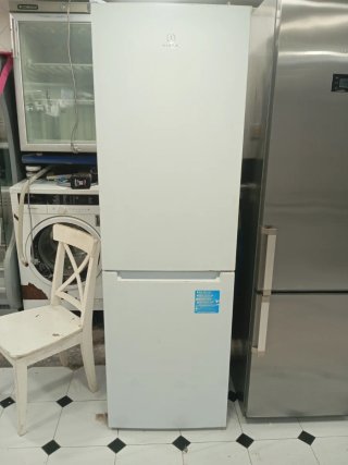 Nevera blanca