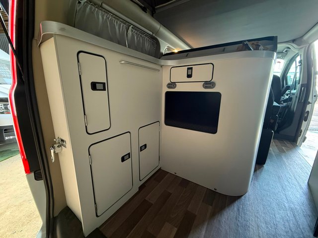 FORD TRANSIT NUGGET 2021