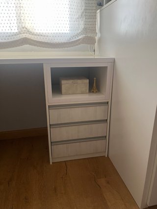 Escritorio tocador con espejo y luz