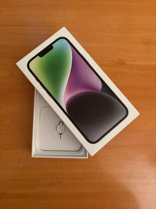 Caja iPhone 14 Plus Midnight