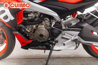 APRILIA TUONO 660