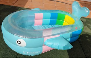 Bañera hinchable y piscina infantil Imaginarium