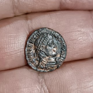 2 Monete. Vedi descrizione accurata.