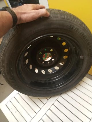 Rueda Bridgestone B250