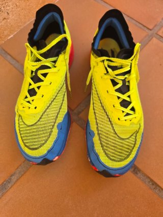 Nike ZoomX Vaporfly Next% 2 Talla 44 Usadas