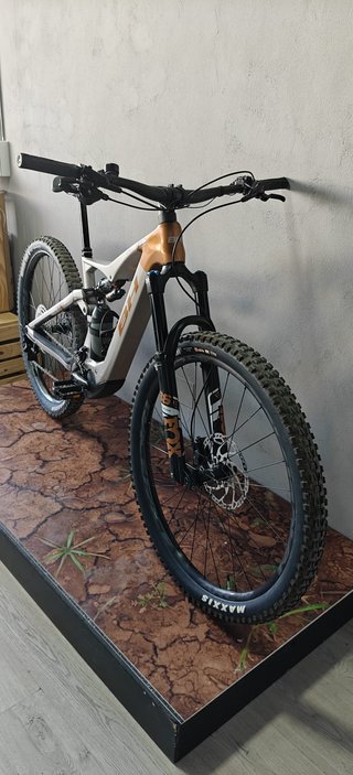 Bicicleta BH iLynx+ SL Trail 8.4
