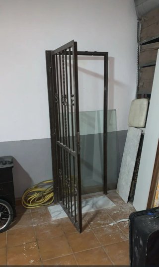 Puerta de Hierro Forjado