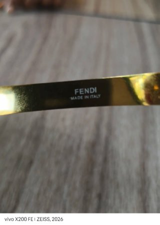 Pulsera Fendi Dorada con Logo FF precio negociable