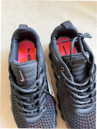 Nike Mind 002 Negro Hyper Crimson EU 40