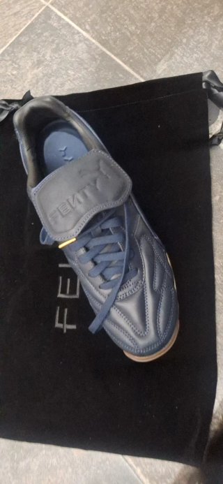 Zapatillas Puma Azul y Dorado