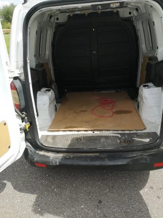 Ford E-Transit Courier 2015