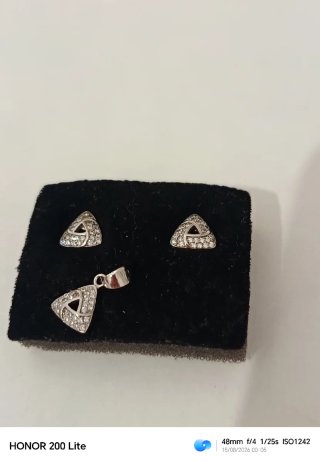 Antigüedades,carnet de baile, broche etc.