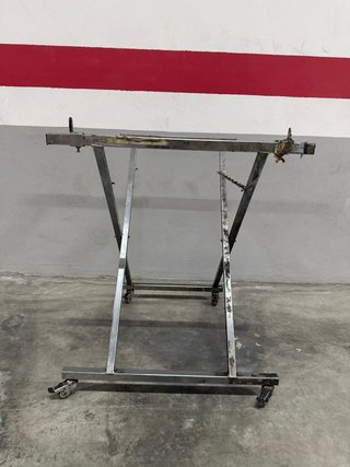 Mesa elevadora kart aluminio robusta