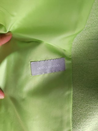 Traje de chaqueta y falda verde