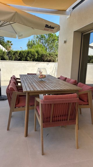 Conjunto mesa y sillas de jardín