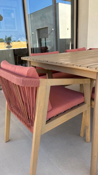 Conjunto mesa y sillas de jardín