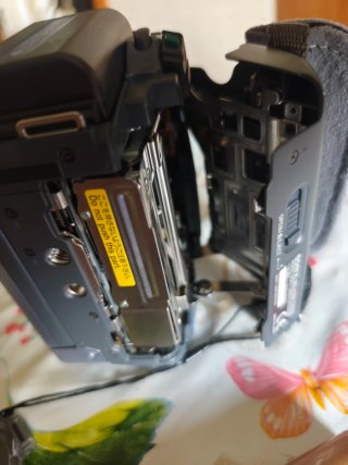 Sony Handycam DCR-TRV22E MiniDV + Scatola e Acc.
