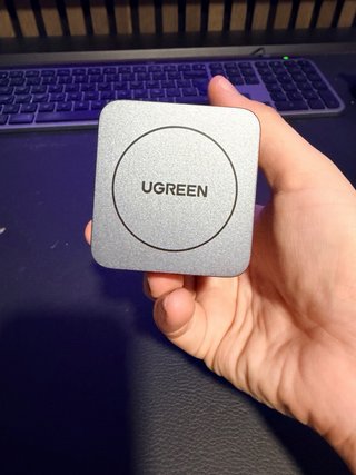 Cargador UGREEN 65W USB-C con cable retráctil