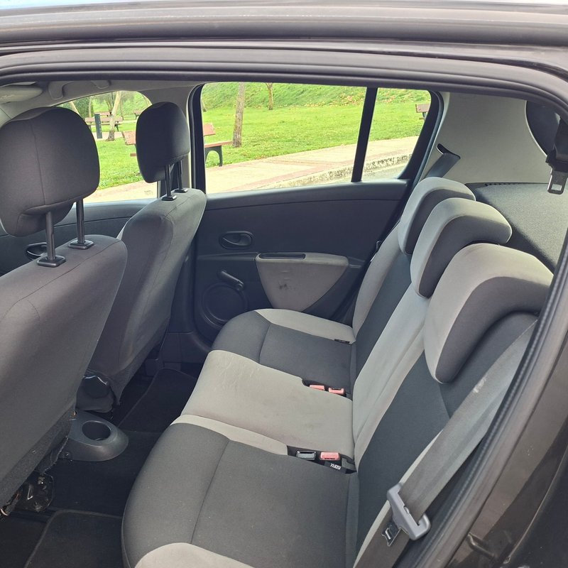 Renault Clio 2009, foto 9