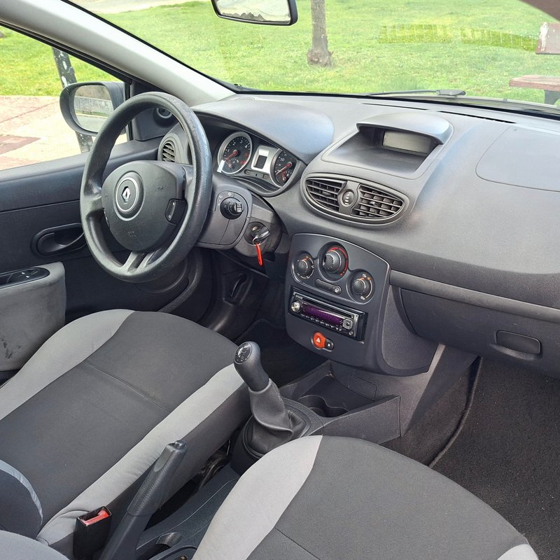 Renault Clio 2009, foto 8