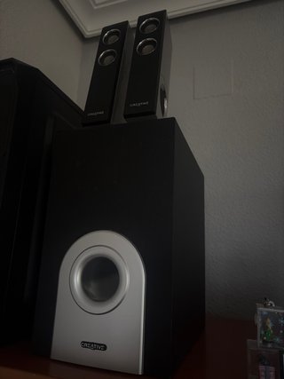 Altavoces Creative 2.1 PC