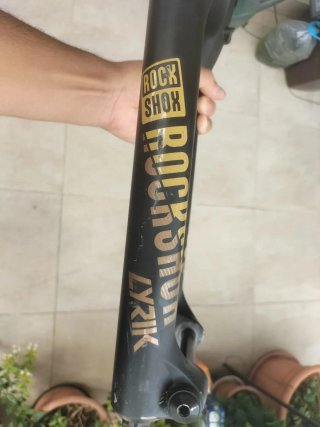 Horquilla Rockshox Lyrik RC 170 mm