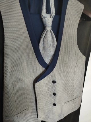Traje de ceremonia Enzo Romano azul y gris