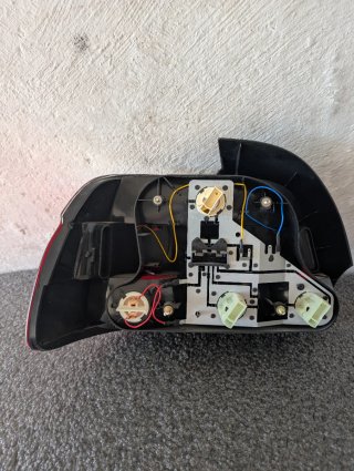 Piloto Trasero Derecho BMW E39
