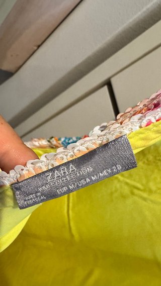Vestido Zara lentejuelas floral