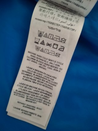 Cazadora Guess Azul marino forro azul eléctrico