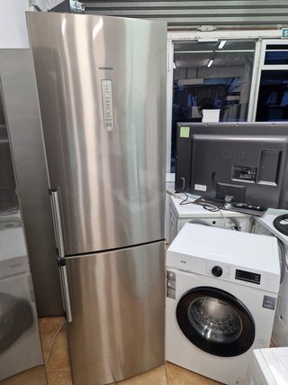 Nevera Siemens y Lavadora VOX