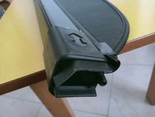 Bandeja retráctil para maletero de coche