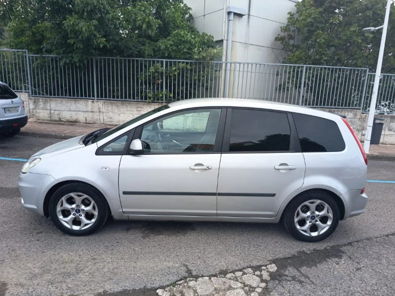 Ford C-MAX 2009 - foto 1