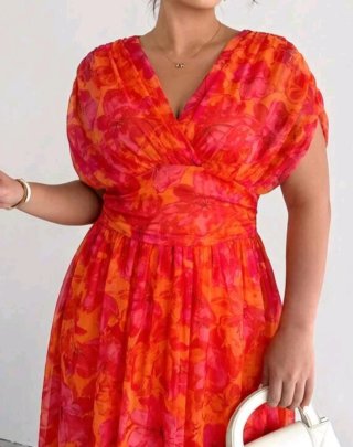 Vestido estampado floral naranja y rojo