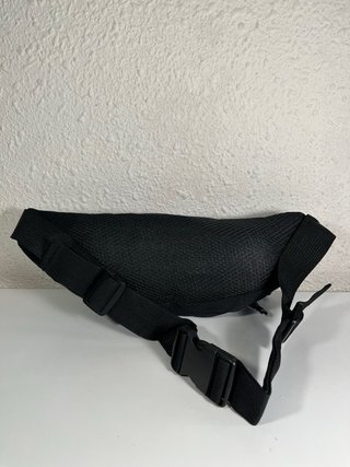 Riñonera Negra New Era Yankees 15x34cm