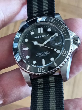 Viceroy 471029-57 Magnum diver