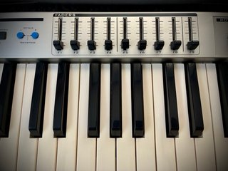 Teclado MIDI Controller Evolution MK-449C