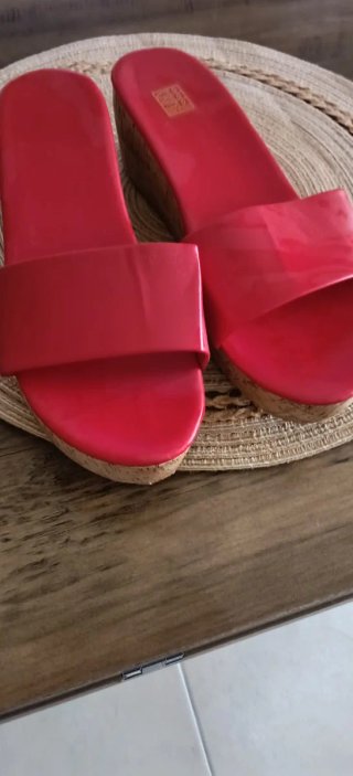 Sandalias Rojas Cuña